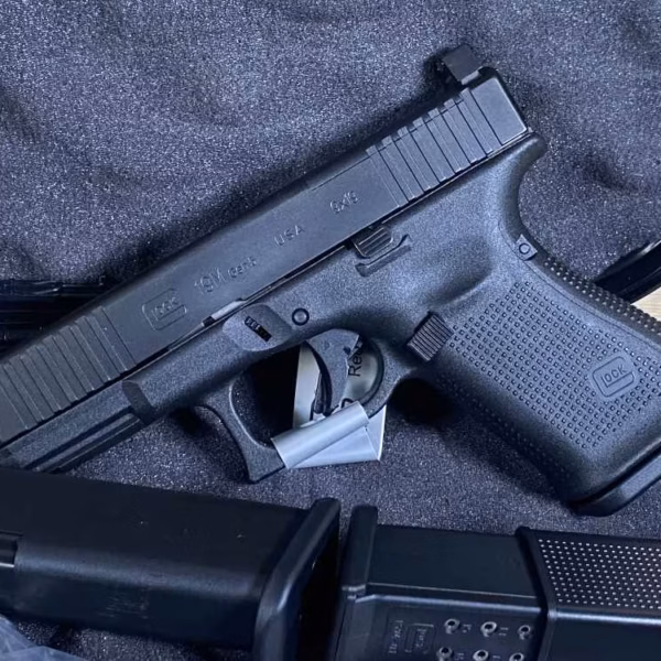 Factory REBUILT Glock G19M MOS Semi-Auto 9mm Pistol, Modular Optic System, 4.02" Barrel , (3)15 Rd Magazines, Optic Ready, Night Sights - US MADE - UR195M5MOS